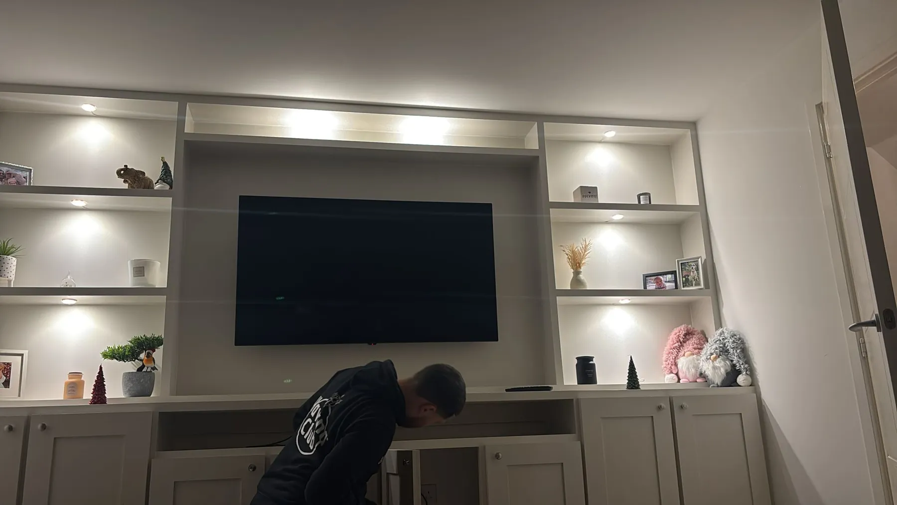 Calm bedroom at dusk, the quiet result of good soundproofing